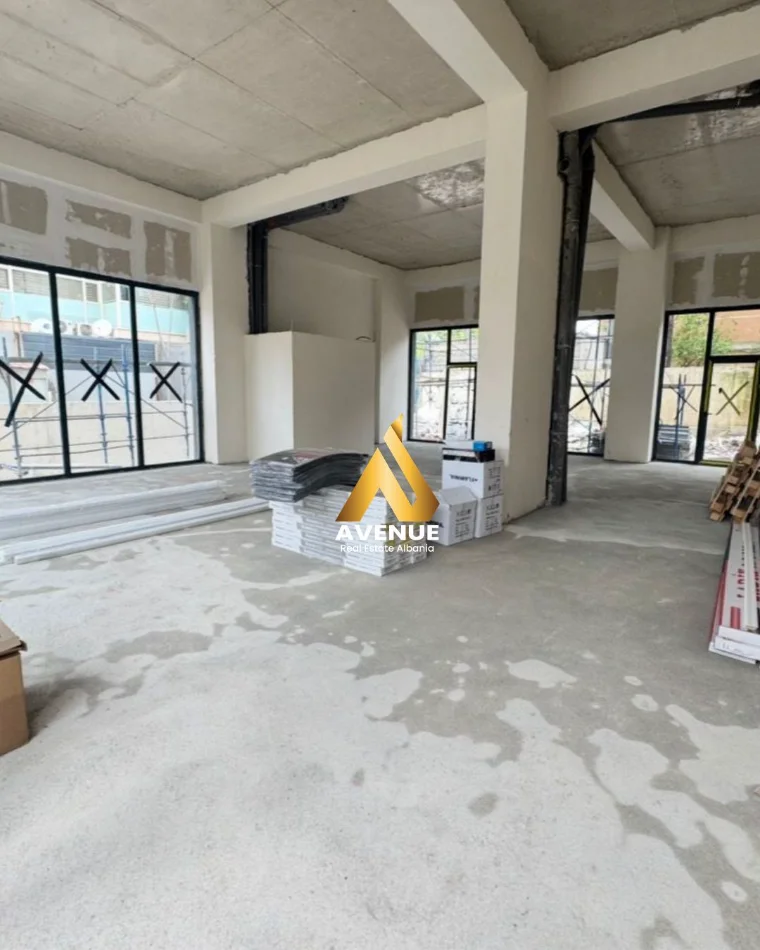 Tirane, jepet me qera ambjent biznesi Kati 0, 160 m² 6.400 € (bulevardi gjergj fishta)