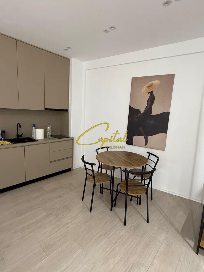 Tirane, jepet me qera apartament 1+1 Kati 6, 40 m² 400 € (5 MAJI)