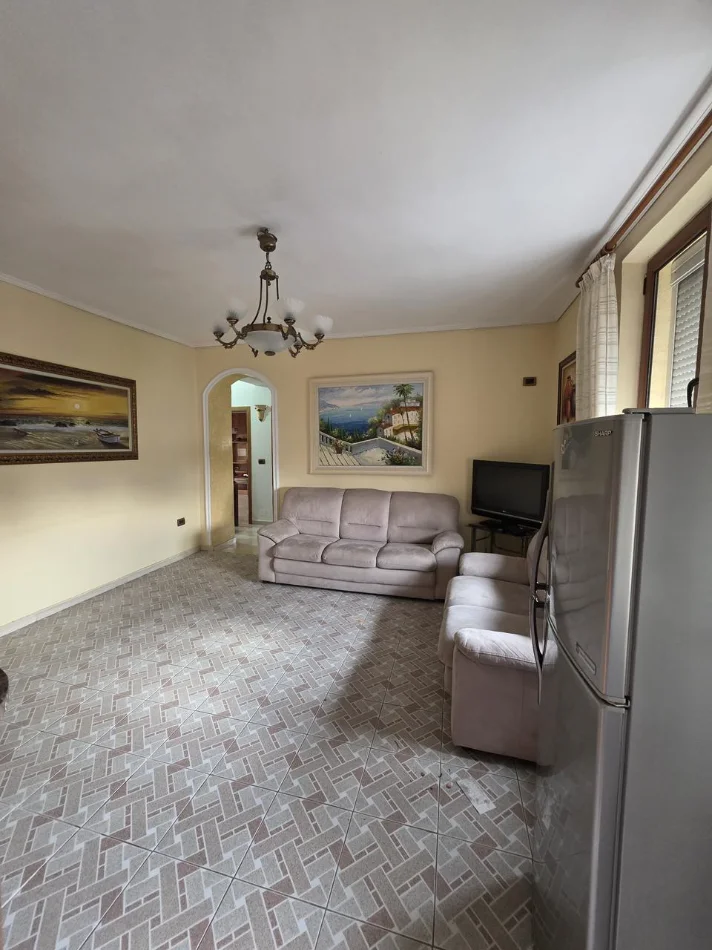 Tirane, shitet apartament duplex Dublex Kati 5, 137 m² 274.000 € (21 Dhjetori, prane shkolles Sabaudin Gabrani)