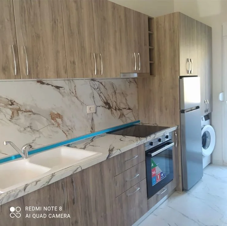 Jepet me Qera Apartament i sapo mobiluar ne Shkoze , 350 Eur