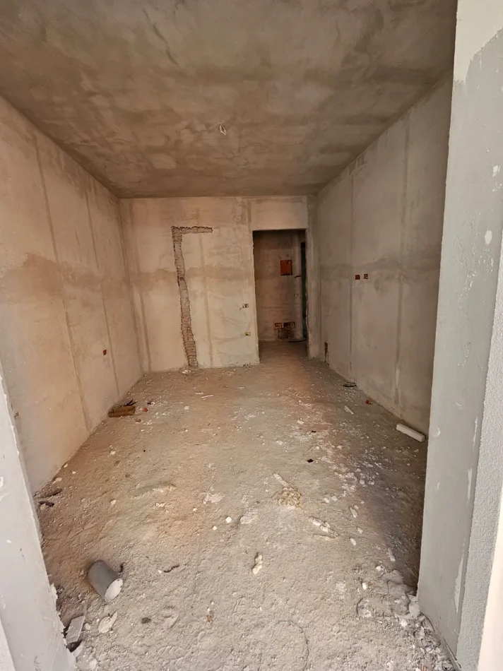 Tirane, shitet apartament 2+1+Ballkon Kati 2, 107 m² 112.350 € (Paskuqan)