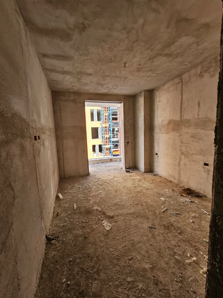 Tirane, shitet apartament 2+1+Ballkon Kati 2, 107 m² 112.350 € (Paskuqan)