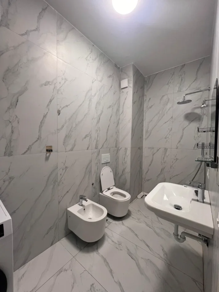 Shitet apartament 1+1 Kati 5, 61 m² 119.000 € (Rruga Pasho Hysa)