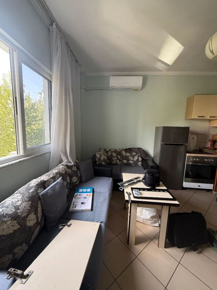 Tirane, jepet me qera apartament 1+1 Kati 3, 55 m² (Don Bosko) 💶Cmimi: 40.000 Leke/Muaj