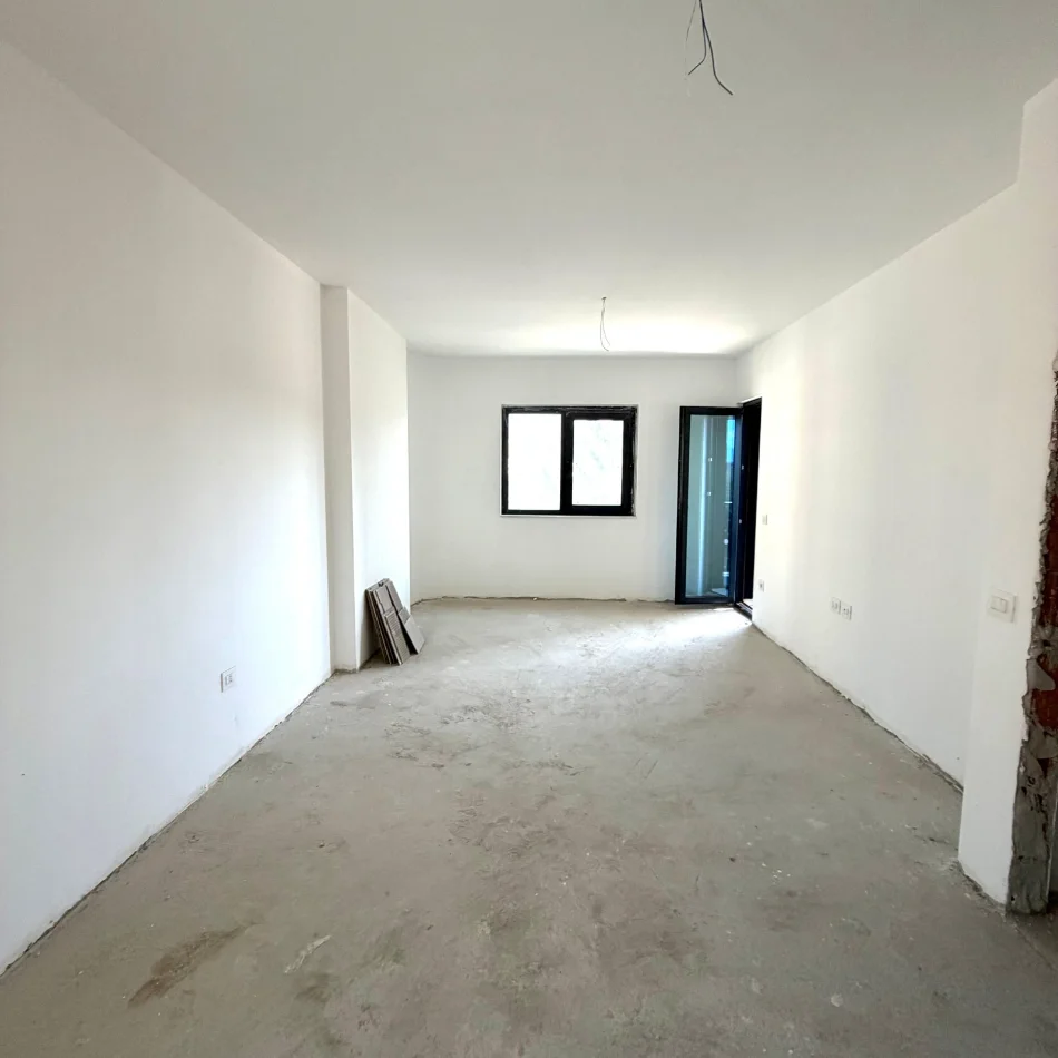 Tirane, shitet apartament 1+1+Ballkon Kati 3, 71 m² (Corner Residence) Rruga e Kavajes