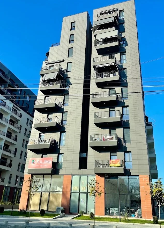 Tirane, shitet apartament 2+1+Aneks+Ballkon Kati 6, 112 m² 214.000 €