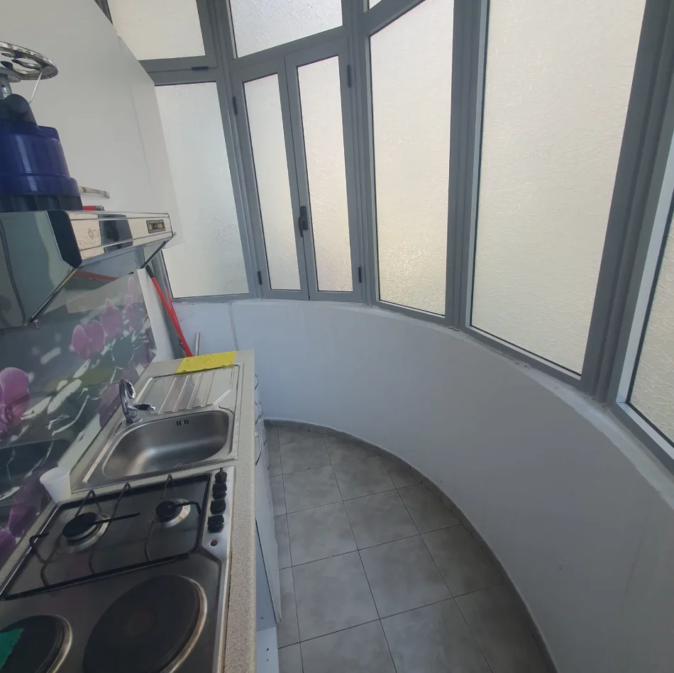 Tirane, jepet me qera garsonier Kati 1, 35 m² 300 € 