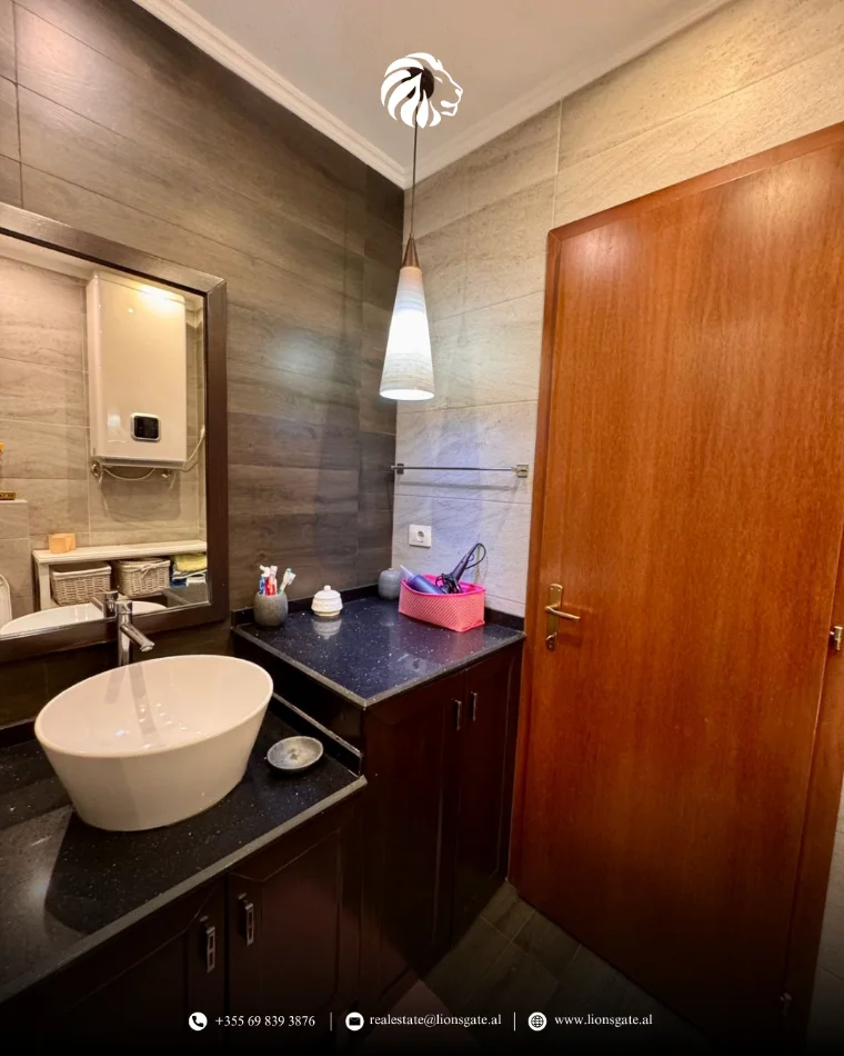 Tirane, jap me qera apartament 2+1 , 87 m² 750 € 