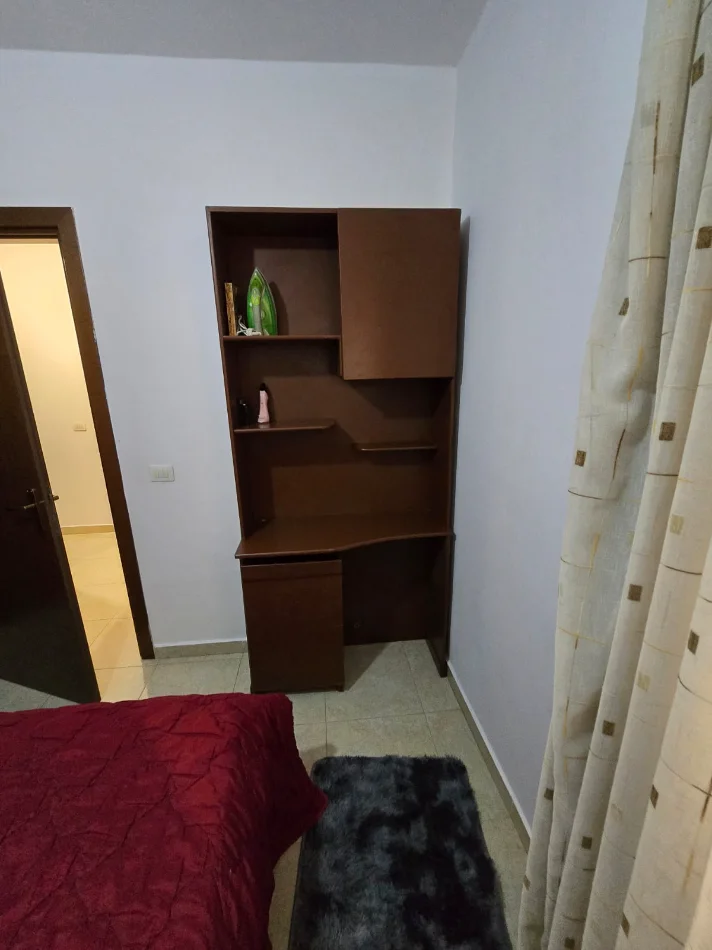 Tirane, jepet me qera apartament 1+1 Kati 1, Ish Fusha e Aviacionit, 🏷️Çmimi: 45.000 Leke/Muaj