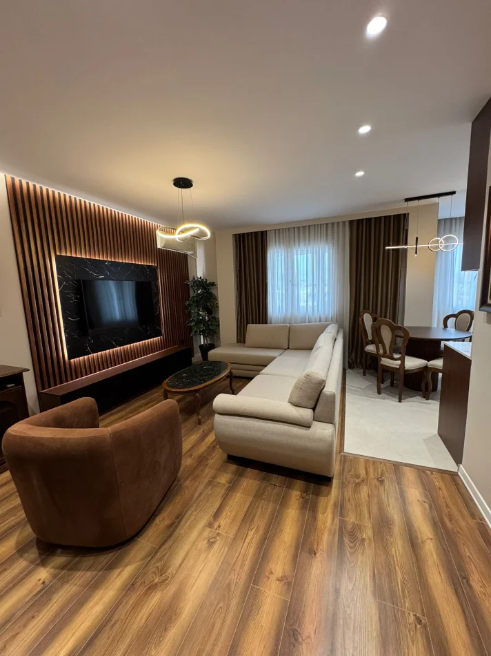 Tirane, shitet apartament 2+1 Kati 5, 102 m² 260.000 € (MIne Peza)
