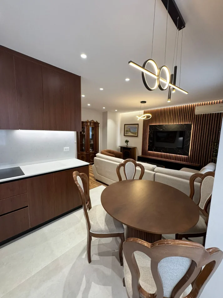 Tirane, shitet apartament 2+1 Kati 5, 102 m² 260.000 € (MIne Peza)
