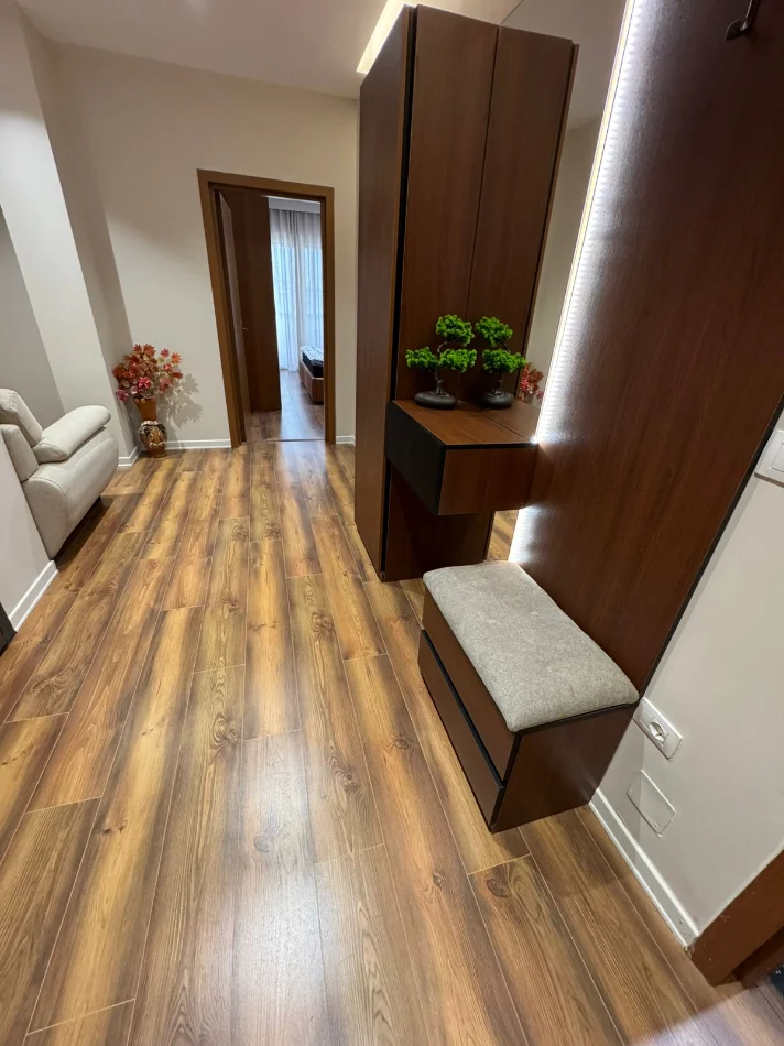 Tirane, shitet apartament 2+1 Kati 5, 102 m² 260.000 € (MIne Peza)