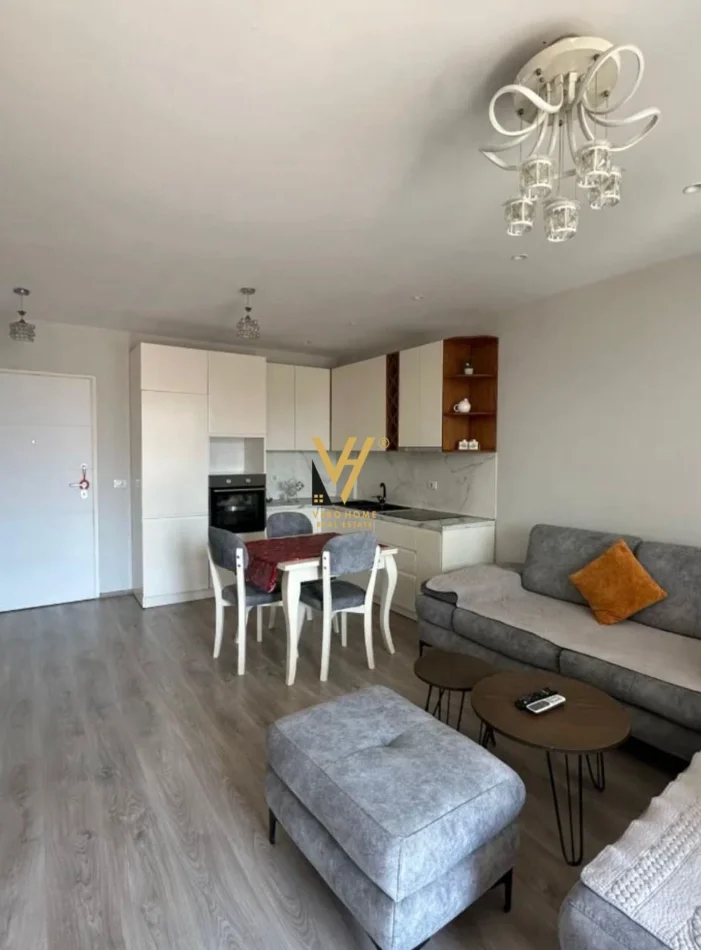 Tirane, jepet me qera apartament 1+1+Ballkon Kati 5, 67 m² 600 € (DON BOSKO)