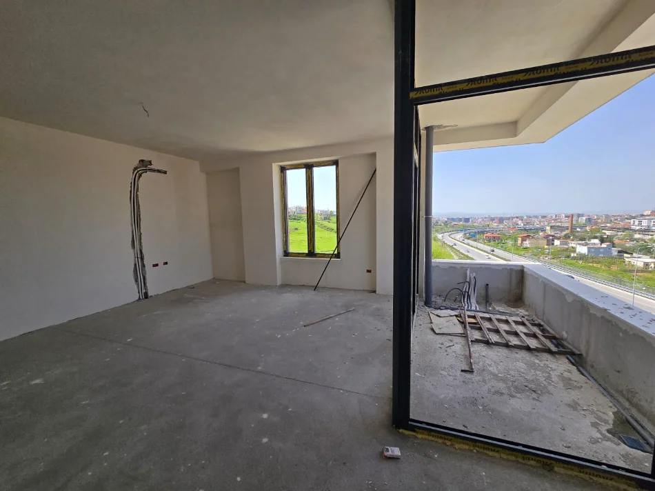 Tirane, shitet apartament 2+1+Ballkon Kati 5, 110 m² 132.000 € (SHKOZE)