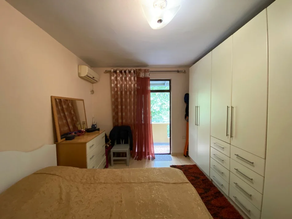 Tirane, shitet apartament 3+1 Kati 5, 94 m² 220.000 € (Myslym Shyri)