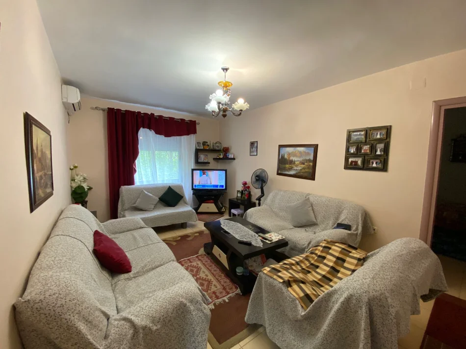Tirane, shitet apartament 3+1 Kati 5, 94 m² 220.000 € (Myslym Shyri)