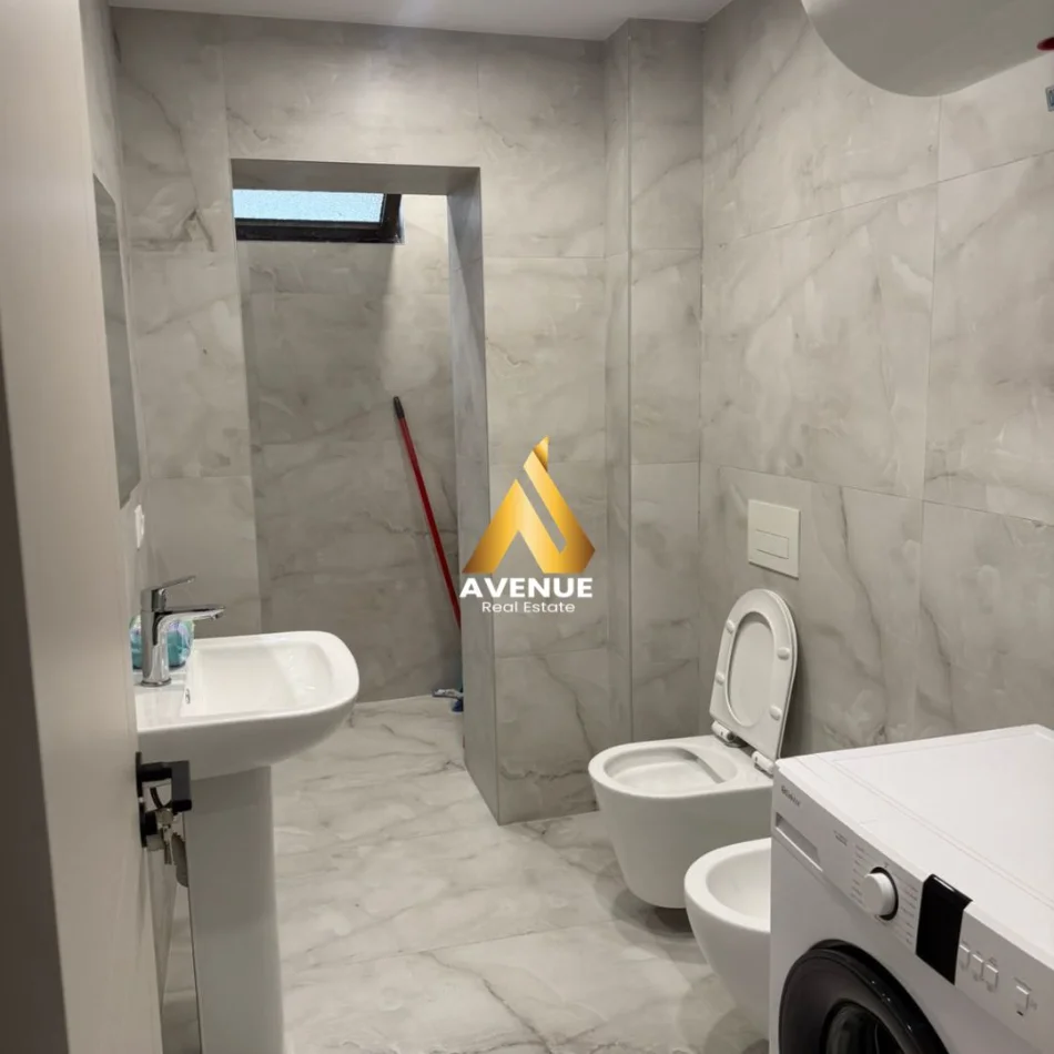 Tirane, jepet me qera apartament 2+1 Kati 0, 80 m² 850 € (rruga vaso pasha)