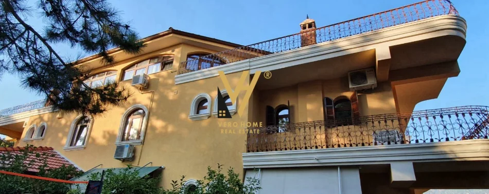 Tirane, jepet me qera Vile 4 kateshe,Kati 0, 450 m² 1.500 € (RRUGA MIHAL GRAMENO)