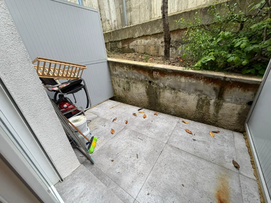 Tirane, shitet apartament 1+1 Kati 1, 33 m² 80.000 € 