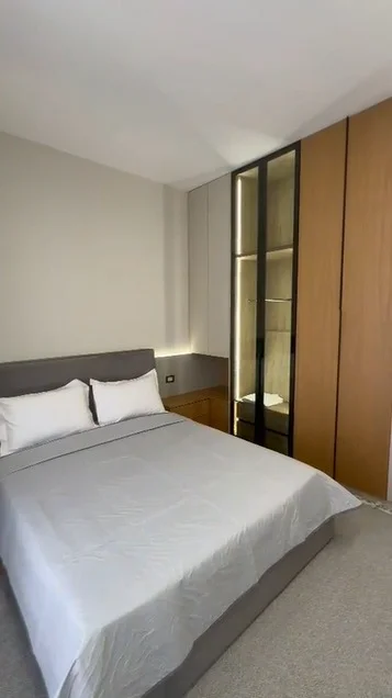 Tirane, jepet me qera apartament 1+1+Aneks+Ballkon Kati 5, 72 m² 1.000 € (Rruga Kavajes)