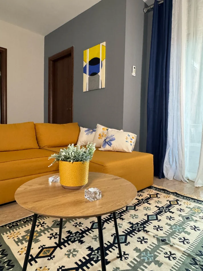 Tirane, jepet me qera apartament 2+1 Kati 3, 70 m² 650 € (SAMI FRASHERI)