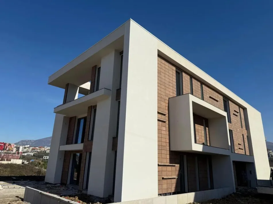 Tirane, shitet apartament 1+1+Ballkon Kati 2, 79 m² 173.800 € (Tulipan Residence)