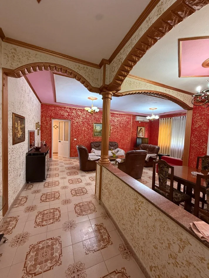 Shitet apartament 2+1+Ballkon, Kati 3, 133 m² me cmim 265.000 €  ne Selite