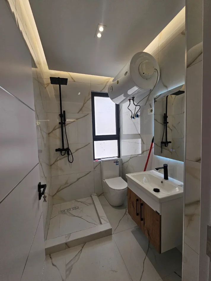 Tirane, shitet apartament 2+1+Aneks+Ballkon Kati 7, 118 m² 265.000 € (Pallati me Shigjeta)