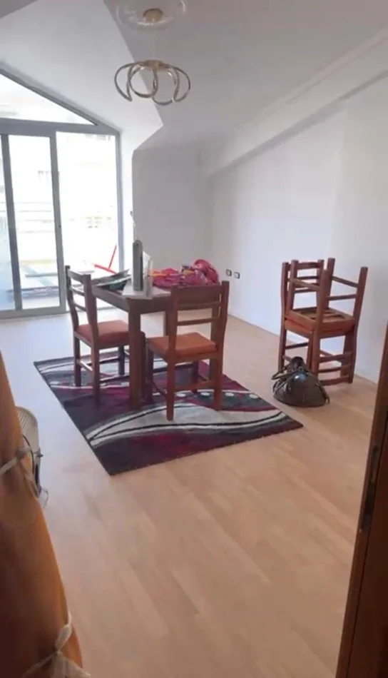 Tirane, shitet apartament 1+1+Ballkon Kati 6, 118 m² 98.000 €