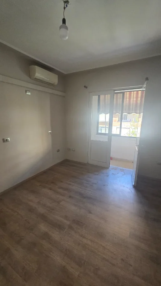 Tirane, shitet apartament 2+1 Kati 3, 68 m² 160.000 € (21 Dhjetori)