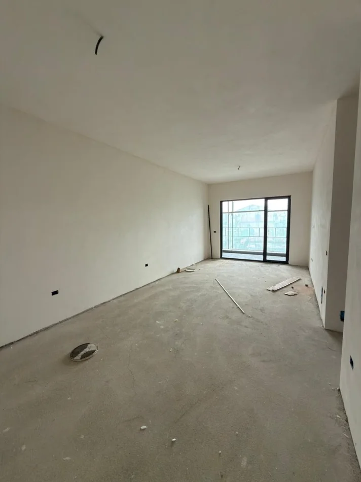 Tirane, shitet apartament 2+1 Kati 5, 122 m² 122.000 € (Rruga Demokracia)