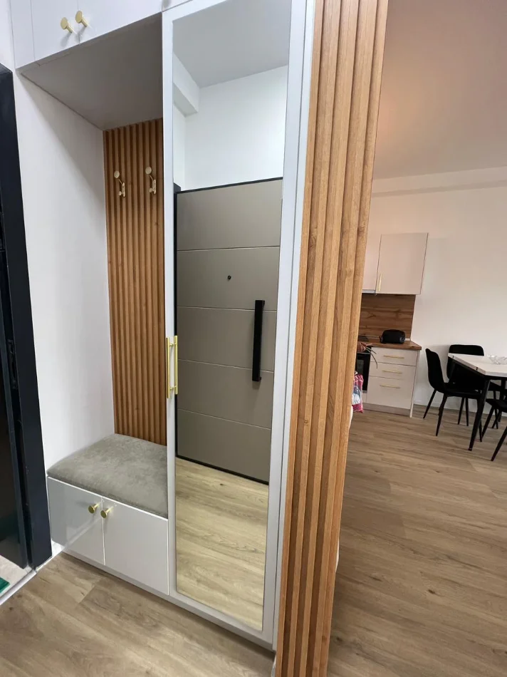 Tirane, jepet me qera apartament 1+1+Ballkon Kati 2, 60 m² 550 € (Kompleksi Henke)