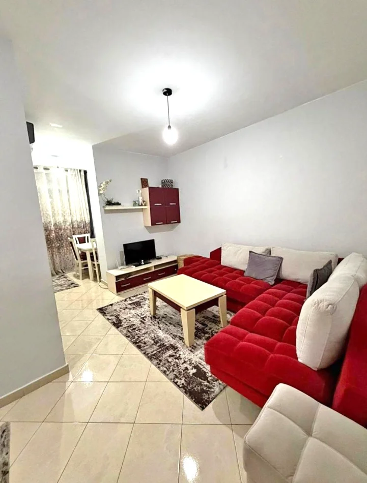 🏡 Jepet me Qera Super Apartament 1+1 ne Astir tek Kompleksi Fratari,  400 Eur