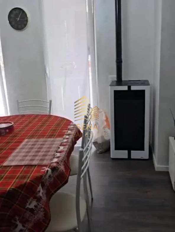 Tirane, jepet me qera apartament 2+1+Ballkon Kati 3, 100 m² 50.000 € (Fresk)