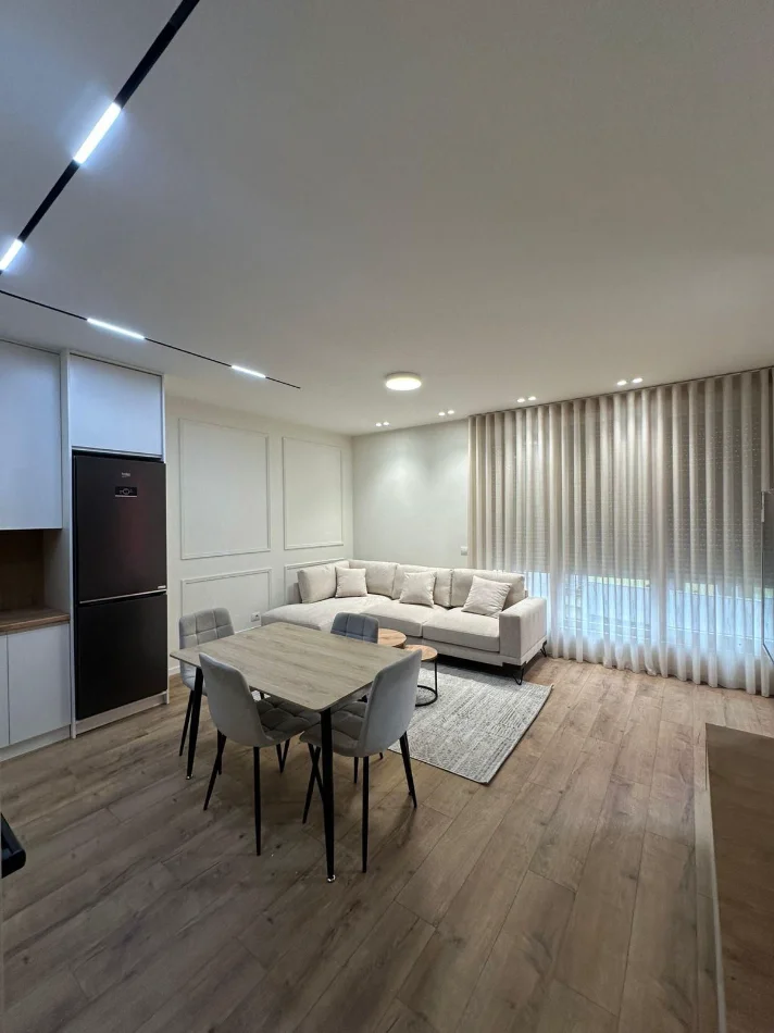 Tirane, jepet me qera apartament 1+1 Kati 3, 65 m² 598 € (bulevardi i ri)