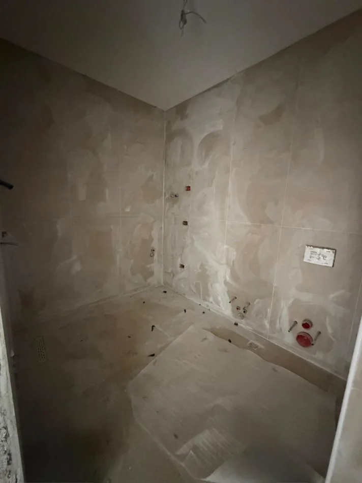 Tirane, shitet apartament 2+1 Kati 5, 101 m² 132.458 € (Paskuqan)