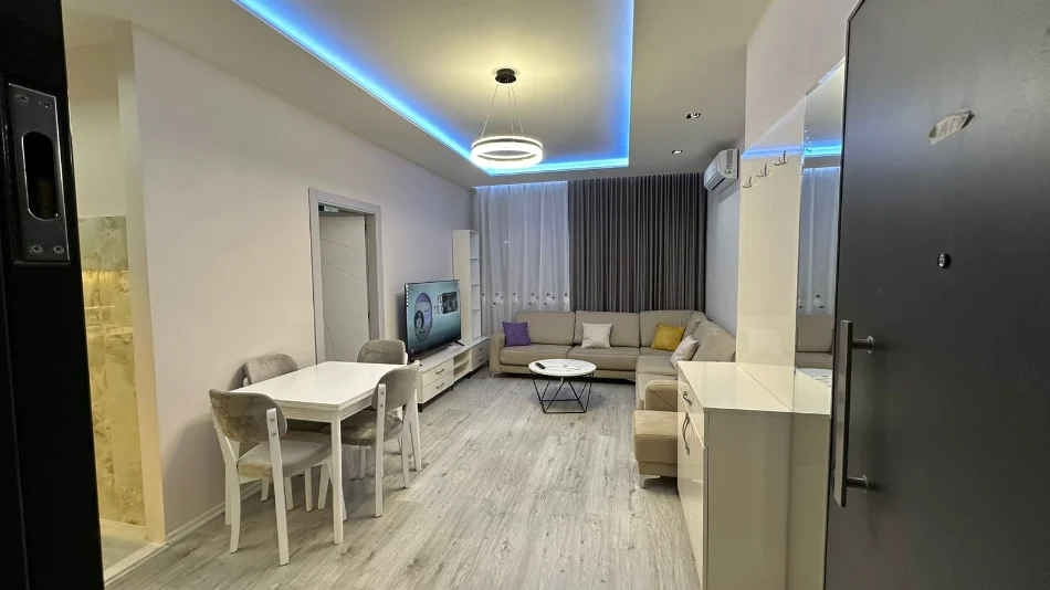 Tirane, jepet me qera apartament 1+1 Kati 2, 55 m² 600 €