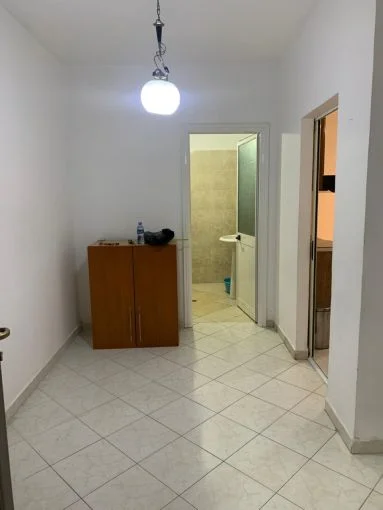 Tirane, shitet garsonier Kati 2, 51 m² 105.000 € (rruga e kavajes , 21 dhjetori)