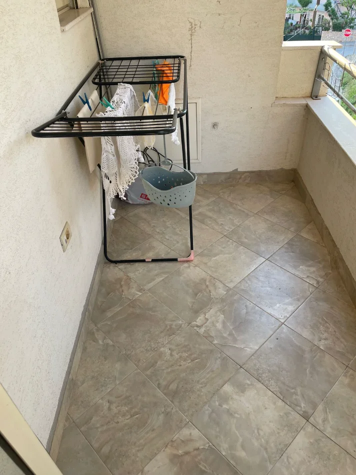 Tirane, jap me qera apartament 2+1+Ballkon Kati 2, 90 m² 410 € (Fresk, afer Bosfor Bar)