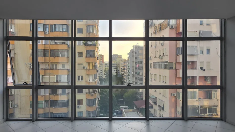Tirane, shitet apartament 2+1 Kati 4, 116 m² 267.000 € (Afër njësisë bashkiake 7 te Ish Parku, Tiranë)