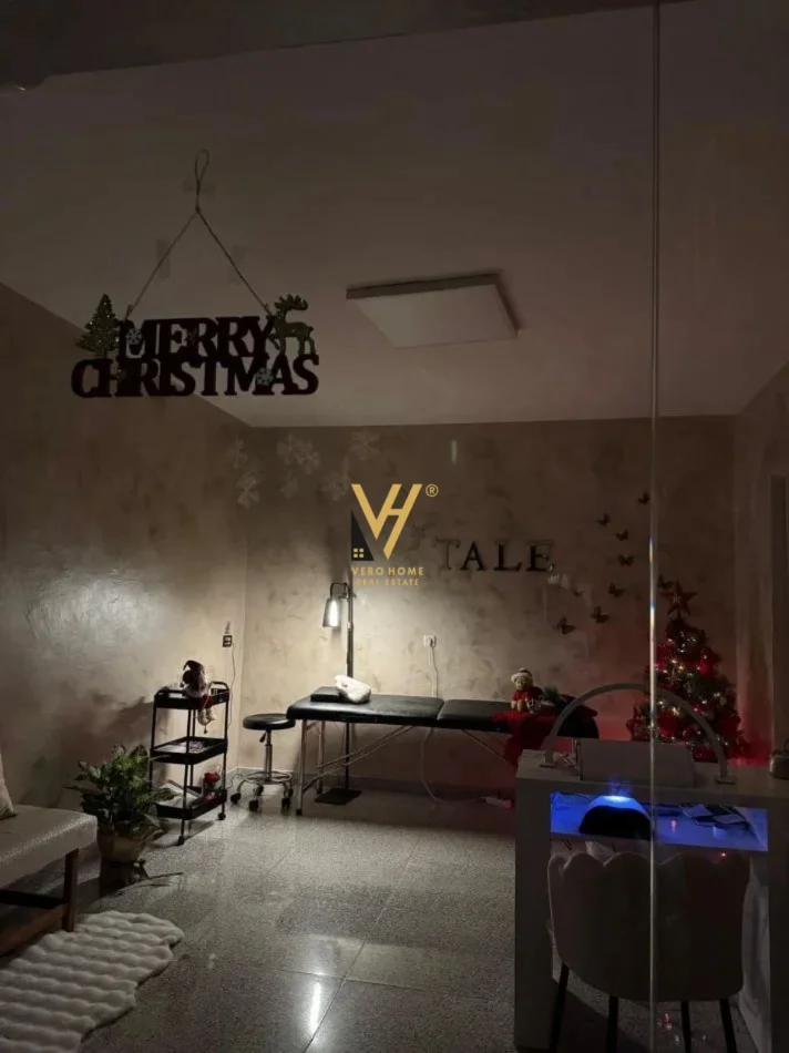 Tirane, jepet me qera ambjent biznesi Kati 0, 45 m² 620 € (MOZAIKU I TIRANES)