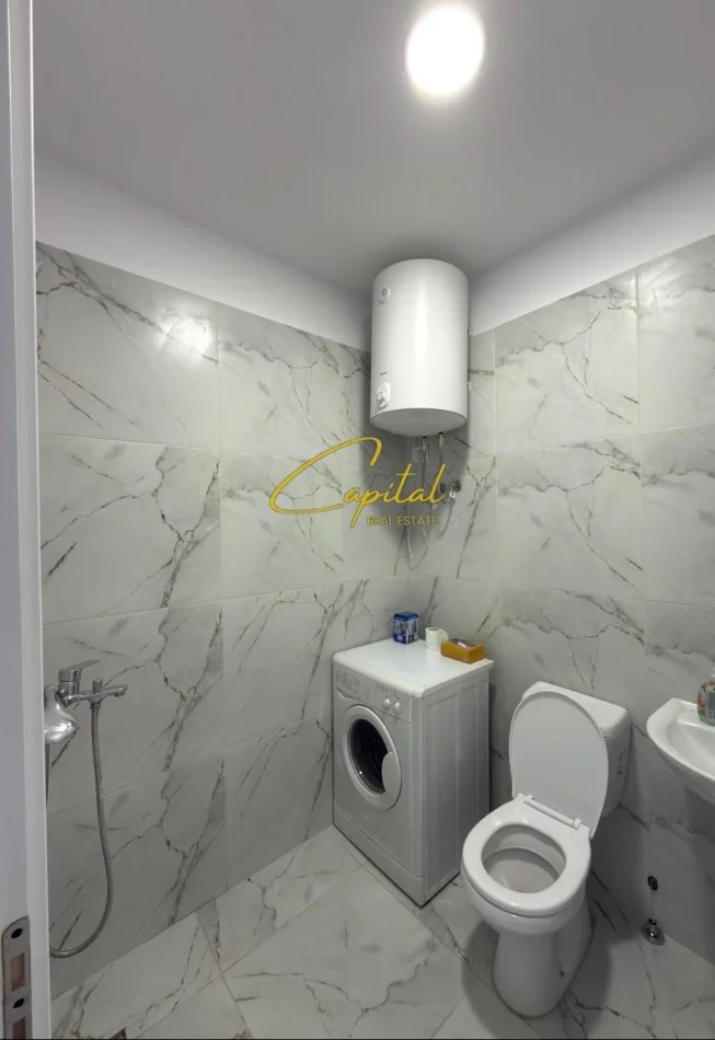 Tirane, jepet me qera apartament 1+1 Kati 1, 50 m² 550 € (KODRA E DIELLIT)