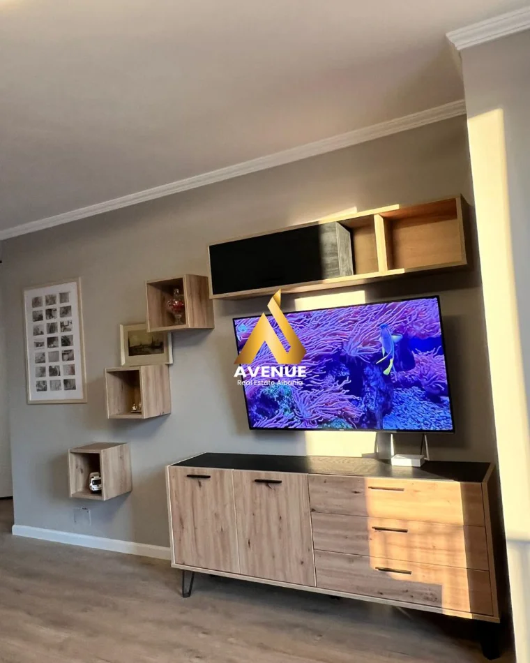 Tirane, jepet me qera apartament 2+1+Ballkon Kati 4, 70 m² 520 € (Rruga 3 Deshmoret)