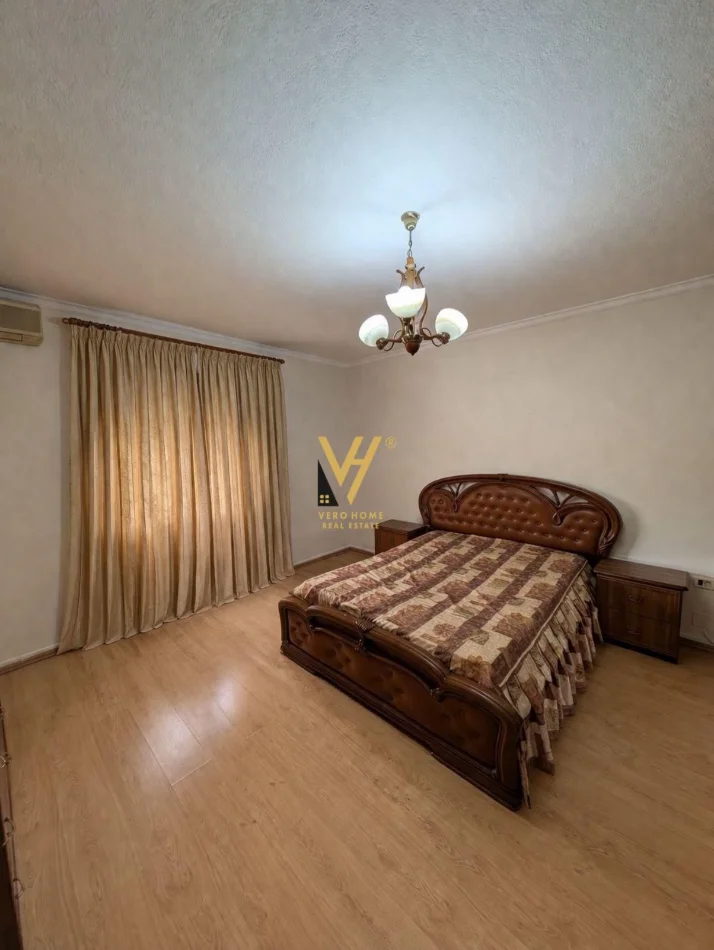 Tirane, shitet apartament 2+1+Ballkon Kati 5, 137 m² 274.000 € (MYSLYM SHYRI)