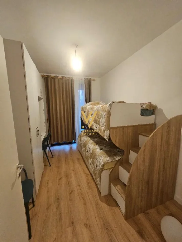 Tirane, jepet me qera apartament 1+1+Ballkon Kati 4, 110 m² 1.000 € (KOPSHTI ZOOLOGJIK)
