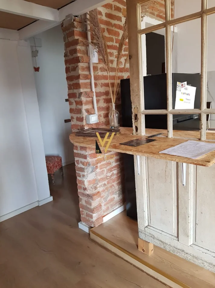 Tirane, jepet me qera garsonier Kati 3, 40 m² 500 € (RRUGA MIHAL DURI)