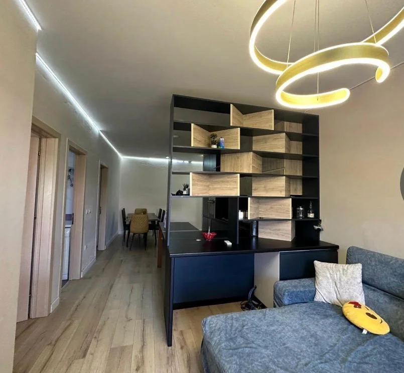 Tirane, jepet me qera apartament 2+1 Kati 2, 107 m² 400 € 