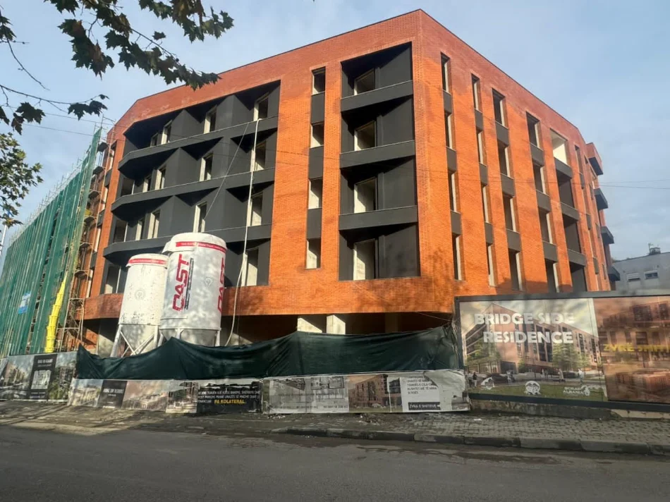 Tirane, shitet apartament 2+1+Aneks+Ballkon Kati 2, 106 m² 127.000 € 