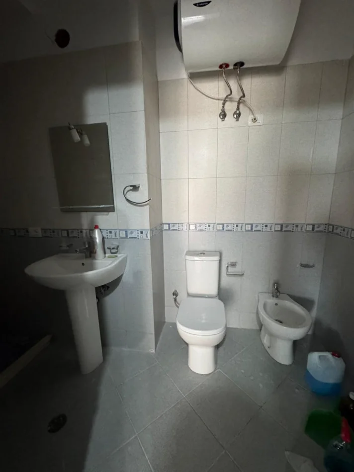 Tirane, shitet apartament 2+1 Kati 4, 97 m² 140.000 € (Shefqet Kuka,Fresk)