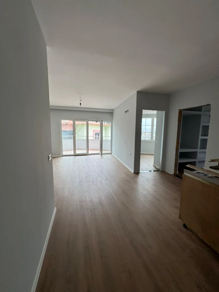 Tirane, shitet apartament 2+1 Kati 4, 97 m² 140.000 € (Shefqet Kuka,Fresk)